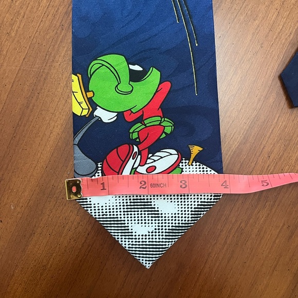 🌌 Vintage 1990s Marvin the Martian Golf Looney Tunes Tie USA Made - Picture 4 of 10